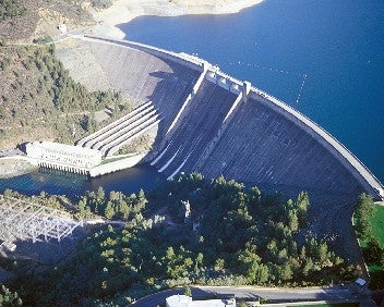 shasta-dam-by-bor.jpg