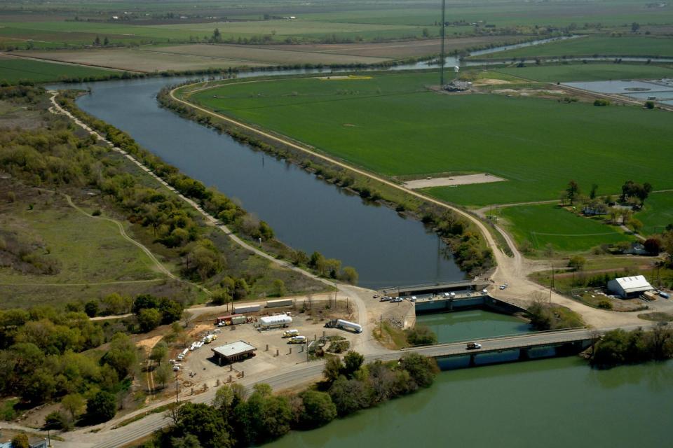 Aerial image of the Bureau of Reclamation's Delta Cross Channel, which diverts Sacramento River water to the federal Central Valley Project pumps near Tracy.