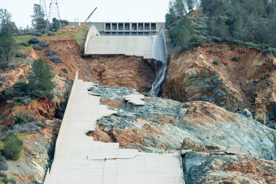 The main spillway failed in February 2017 and high lake levels strained the emergency spillway, prompting an evacuation of nearly 200,000 people downstream from the dam.  The spillway has since been repaired.