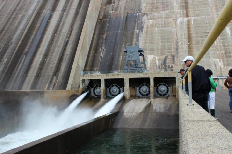 Hydroelectric Projects in California Water Education Foundation