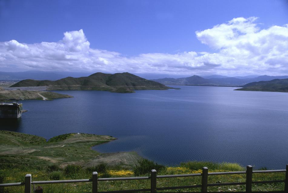 Diamond Valley Lake. Photo by MWD