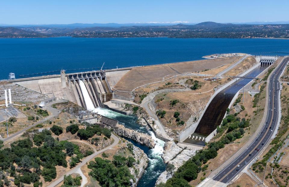 Image shows Folsom Dam and reservoir, east of Sacramento.