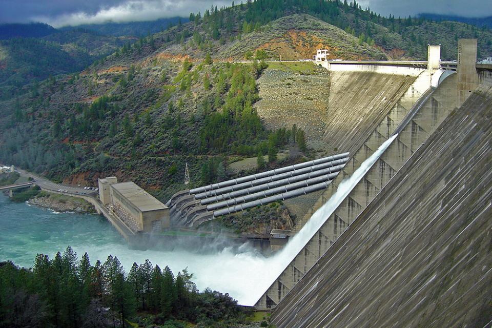 Power plant at Shasta Dam