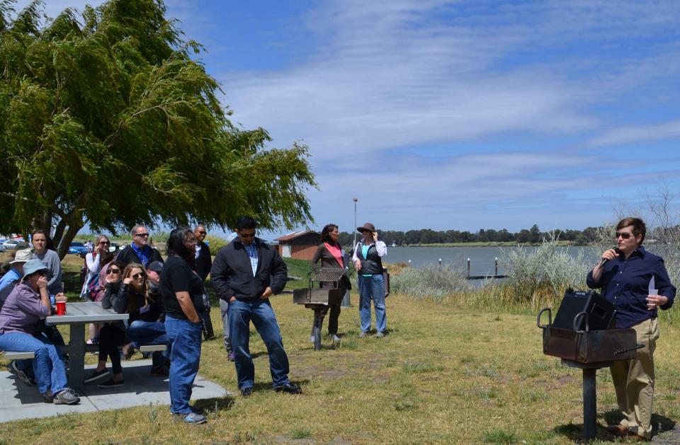 A lecture at a stop on the Water Education Foundation's Bay-Delta Tour.